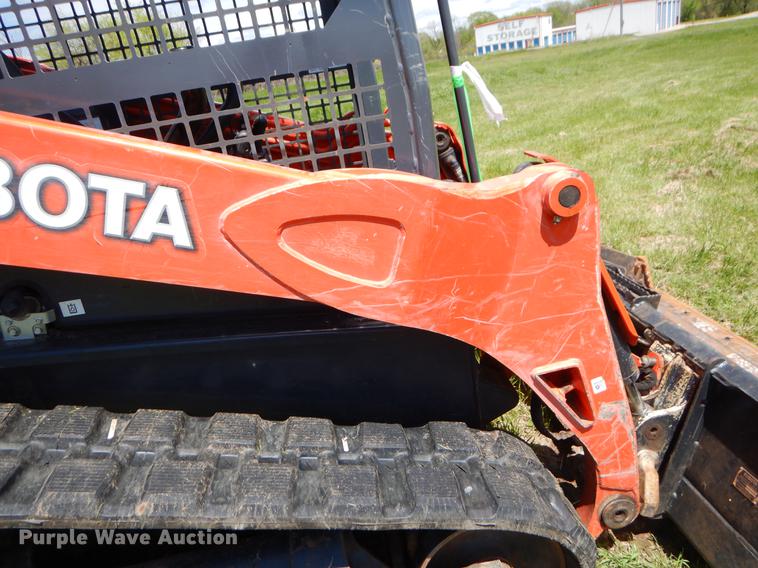 image for item EI9034 2013 Kubota SVL75-2 skid steer