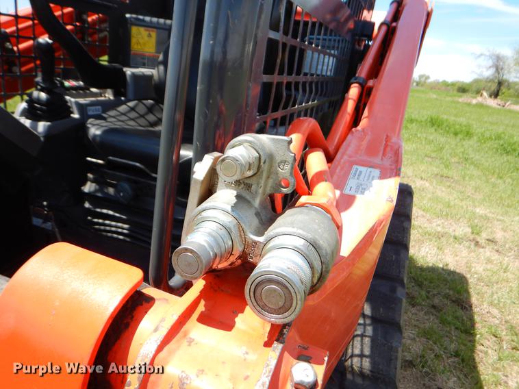 image for item EI9034 2013 Kubota SVL75-2 skid steer