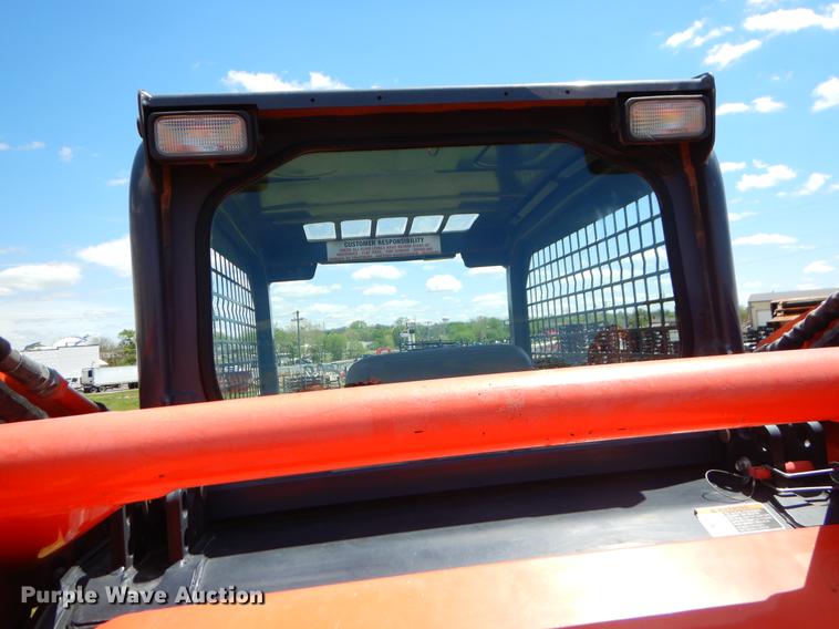 image for item EI9034 2013 Kubota SVL75-2 skid steer