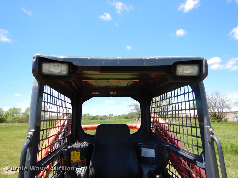 image for item EI9034 2013 Kubota SVL75-2 skid steer