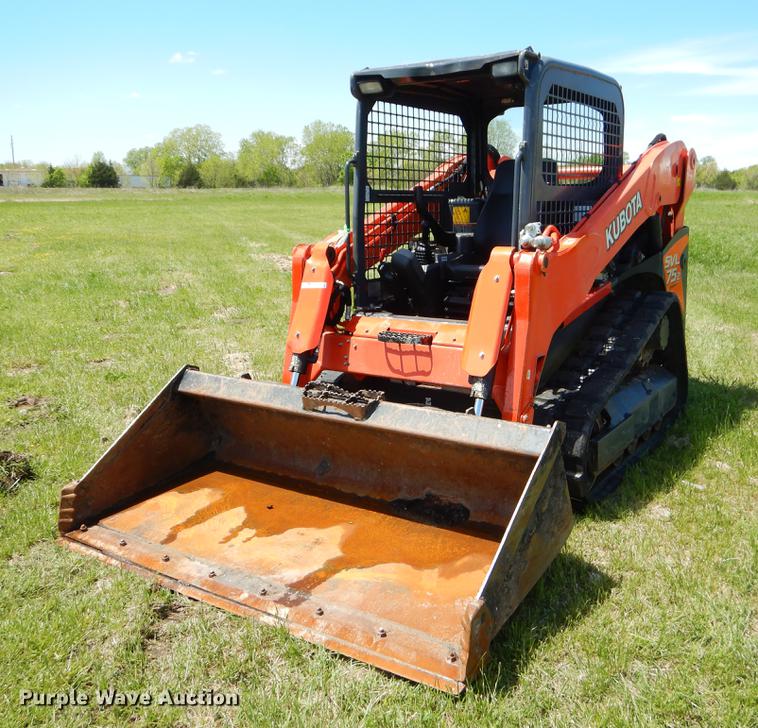 image for item EI9035 2015 Kubota SVL75-2 skid steer