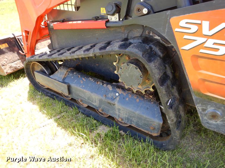 image for item EI9035 2015 Kubota SVL75-2 skid steer