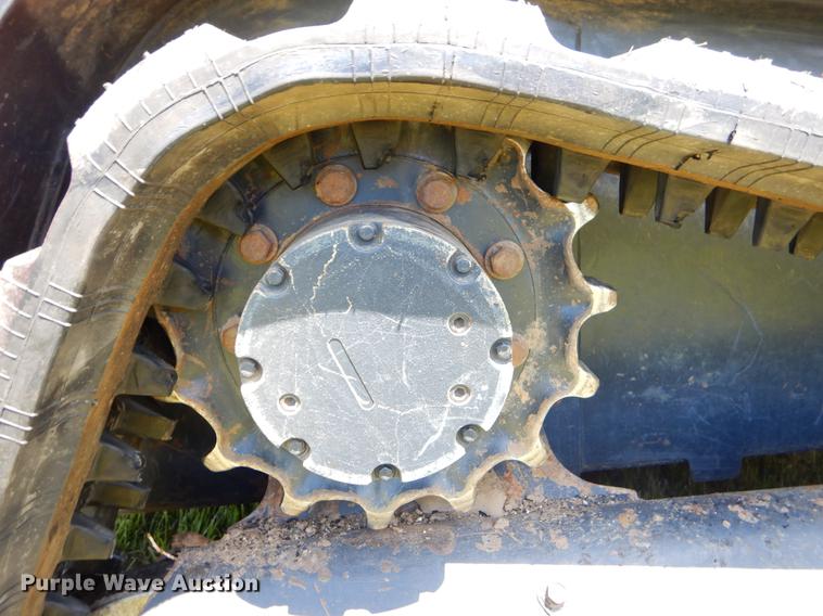 image for item EI9035 2015 Kubota SVL75-2 skid steer