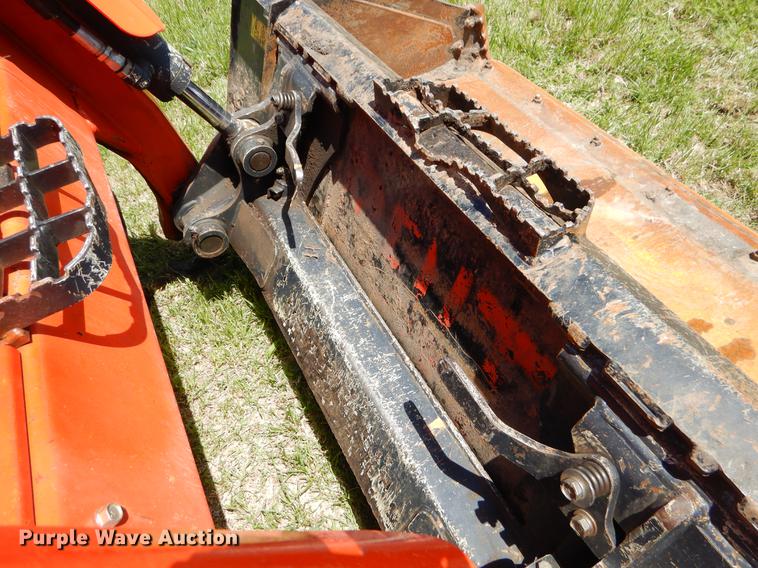 image for item EI9035 2015 Kubota SVL75-2 skid steer