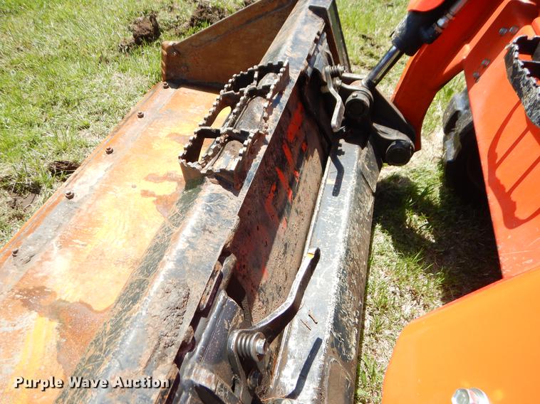 image for item EI9035 2015 Kubota SVL75-2 skid steer