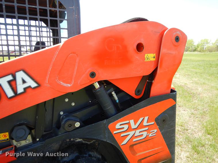 image for item EI9035 2015 Kubota SVL75-2 skid steer