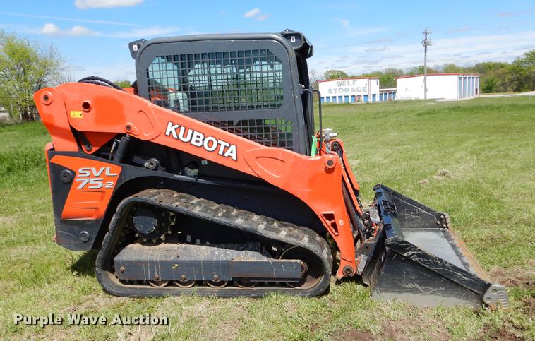 image for item EI9039 2015 Kubota SVL75-2 skid steer