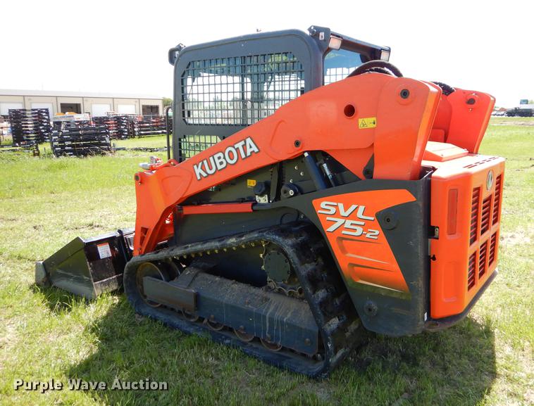 image for item EI9039 2015 Kubota SVL75-2 skid steer