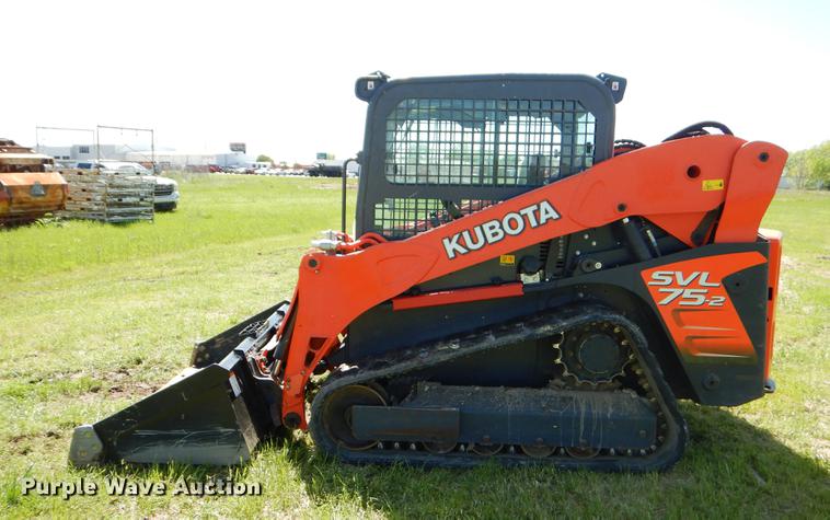 image for item EI9039 2015 Kubota SVL75-2 skid steer
