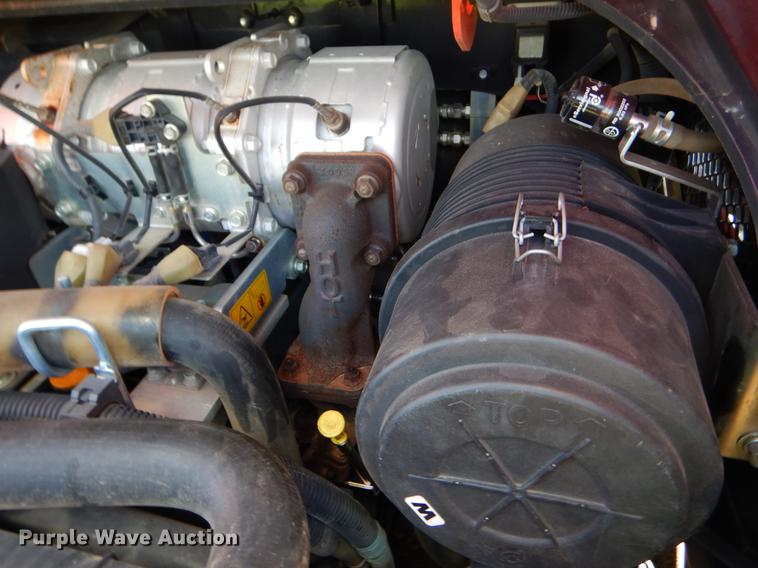 image for item EI9039 2015 Kubota SVL75-2 skid steer