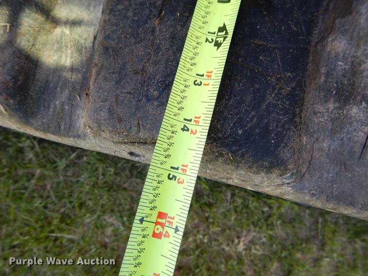 image for item EI9039 2015 Kubota SVL75-2 skid steer