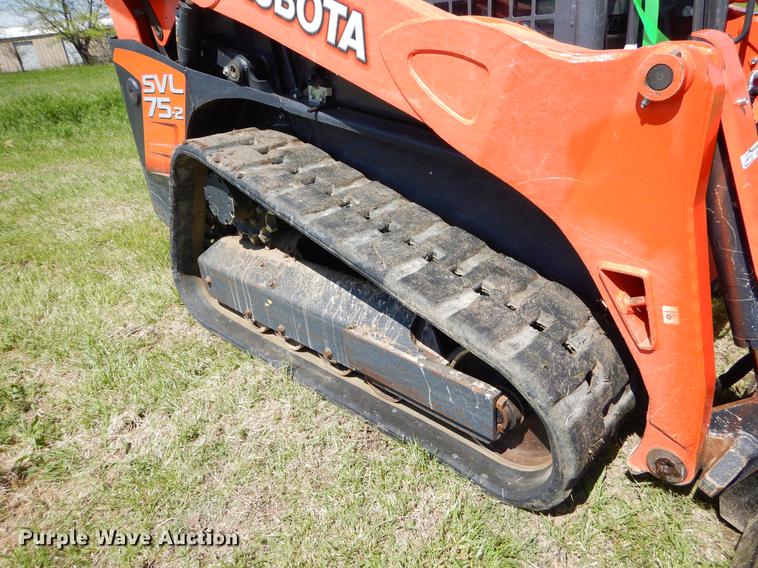 image for item EI9039 2015 Kubota SVL75-2 skid steer