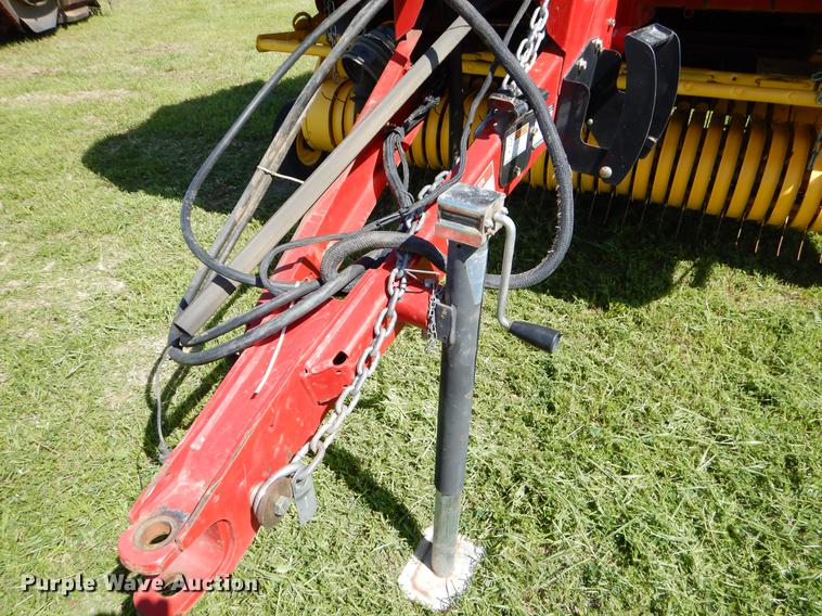 image for item EI9042 2011 New Holland BR7090 round baler