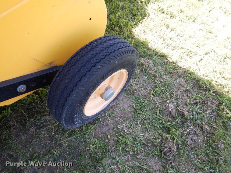 image for item EI9042 2011 New Holland BR7090 round baler