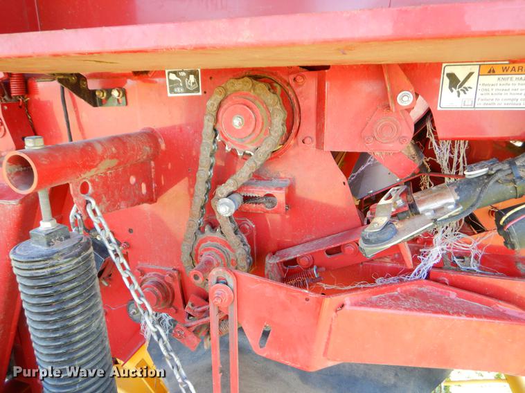 image for item EI9042 2011 New Holland BR7090 round baler