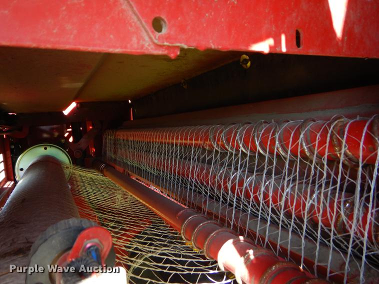 image for item EI9042 2011 New Holland BR7090 round baler