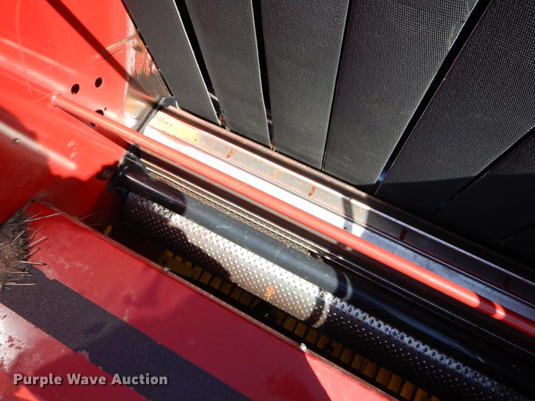 image for item EI9042 2011 New Holland BR7090 round baler