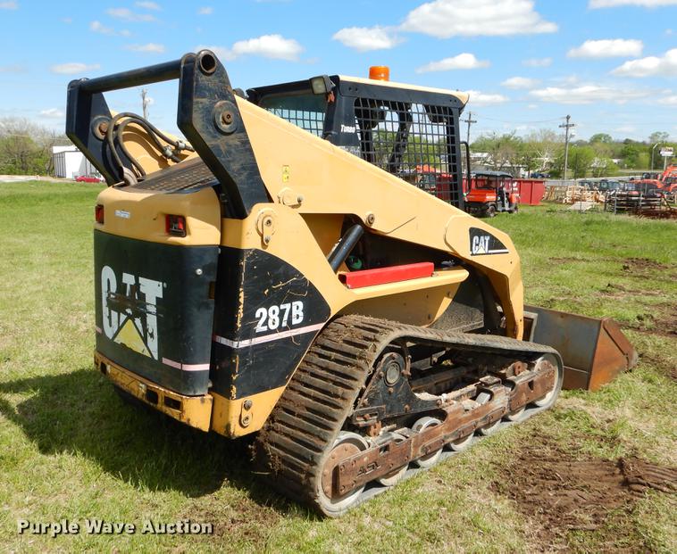 image for item EI9043 2005 Caterpillar 287B skid steer