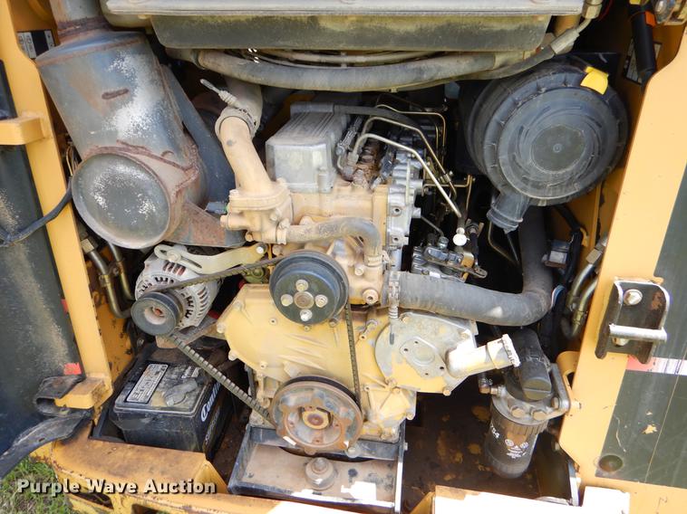 image for item EI9043 2005 Caterpillar 287B skid steer
