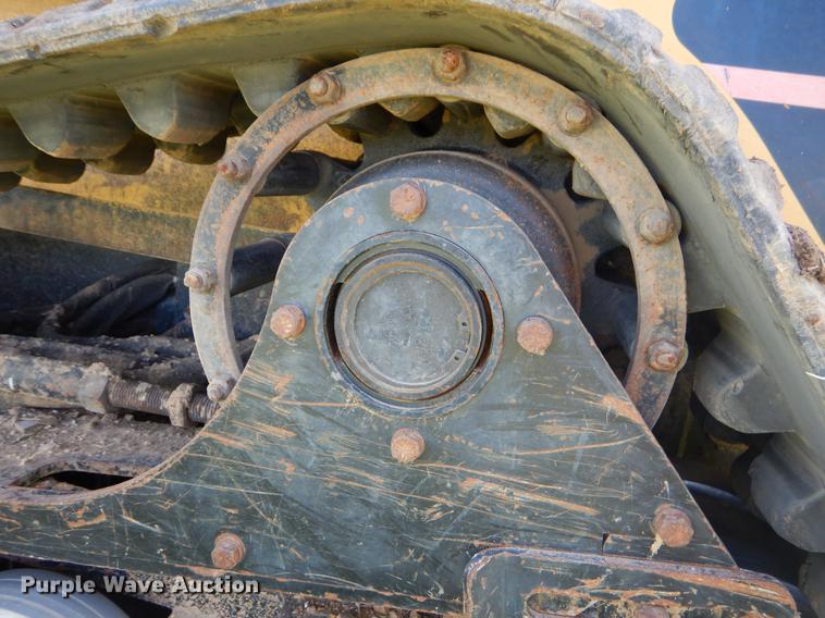 image for item EI9043 2005 Caterpillar 287B skid steer