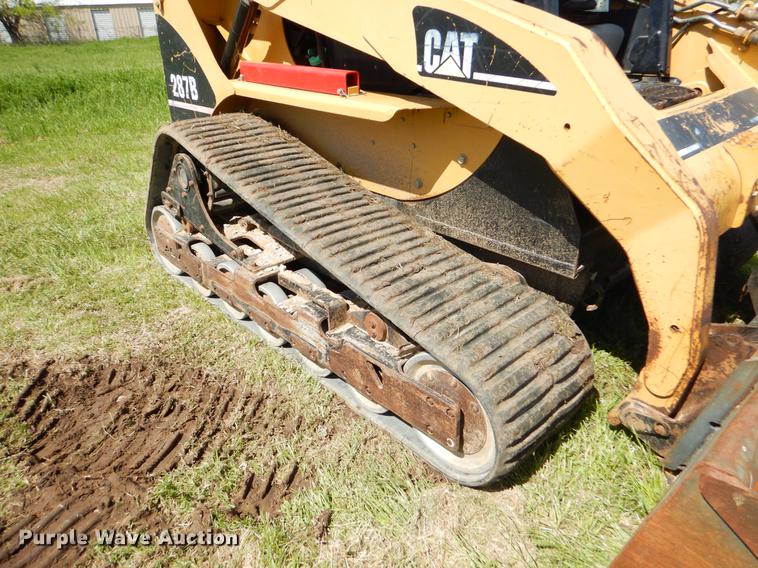 image for item EI9043 2005 Caterpillar 287B skid steer