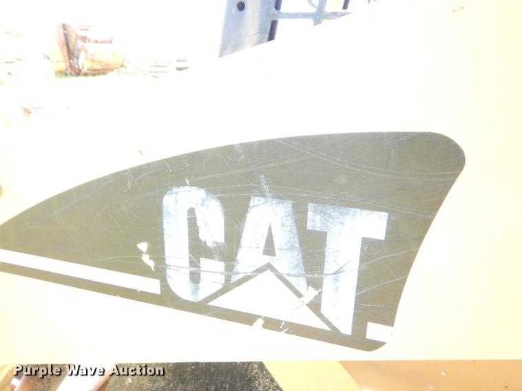 image for item EI9043 2005 Caterpillar 287B skid steer