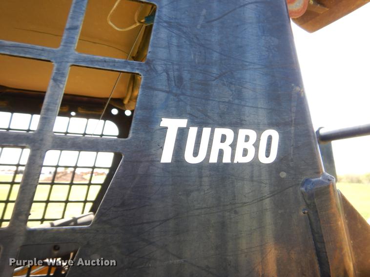 image for item EI9043 2005 Caterpillar 287B skid steer