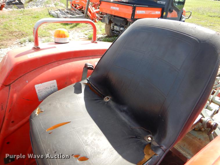 image for item EI9048 Yanmar YM2000B tractor