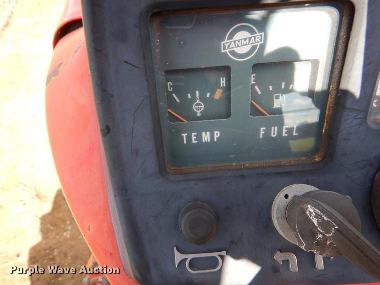 image for item EI9048 Yanmar YM2000B tractor
