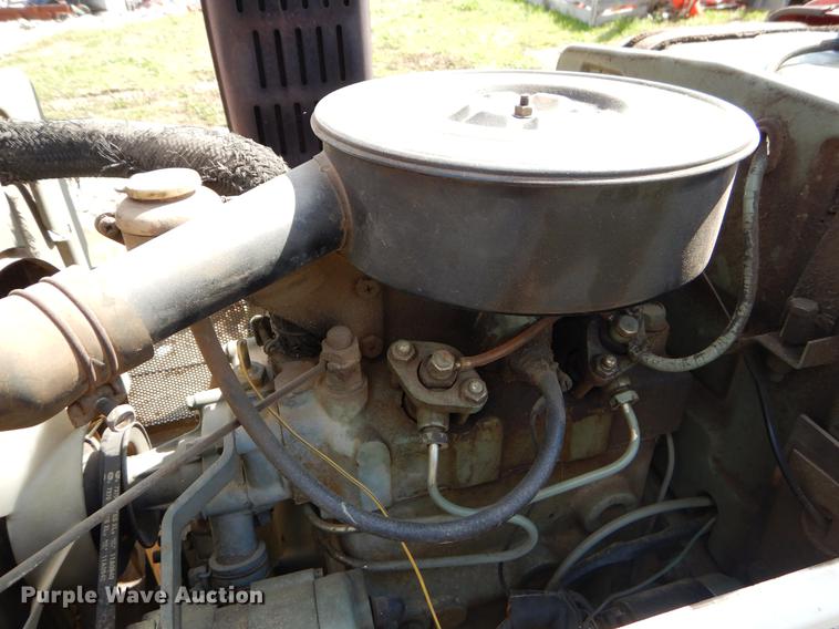 image for item EI9048 Yanmar YM2000B tractor