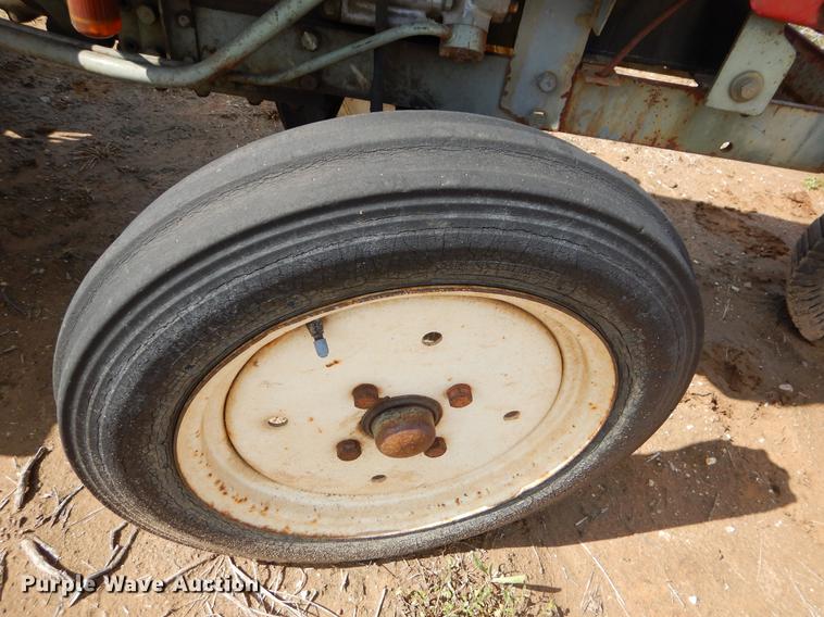 image for item EI9048 Yanmar YM2000B tractor