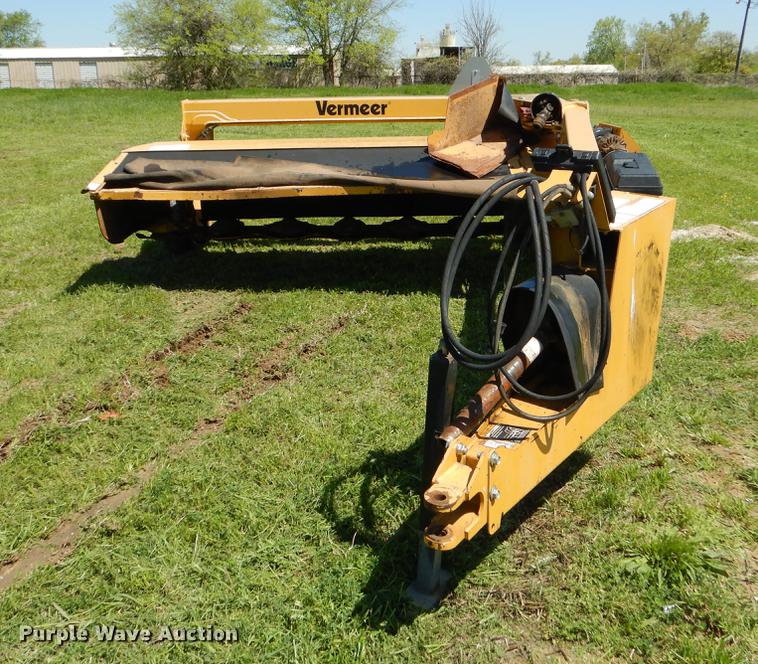 image for item EI9051 Vermeer TM800 disc mower