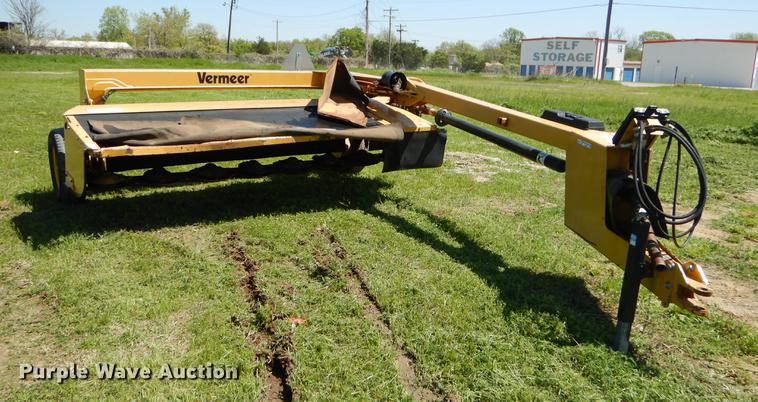 image for item EI9051 Vermeer TM800 disc mower