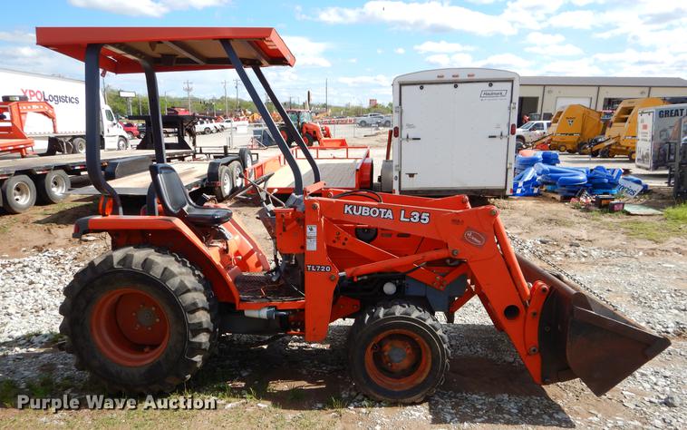 image for item EI9053 1997 Kubota L35 tractor