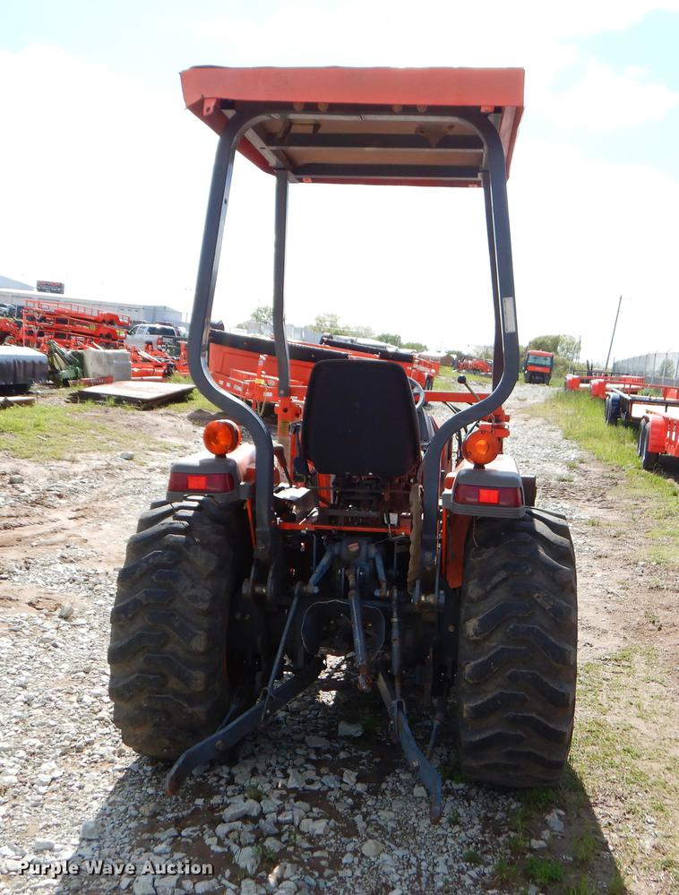 image for item EI9053 1997 Kubota L35 tractor