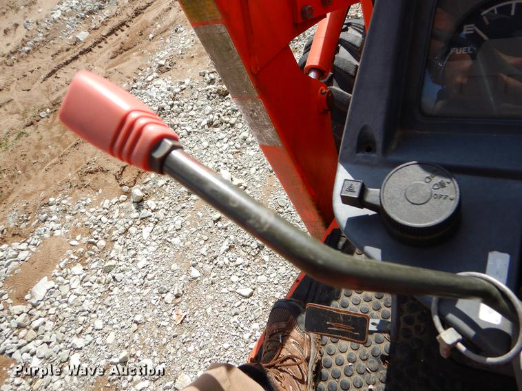 image for item EI9053 1997 Kubota L35 tractor