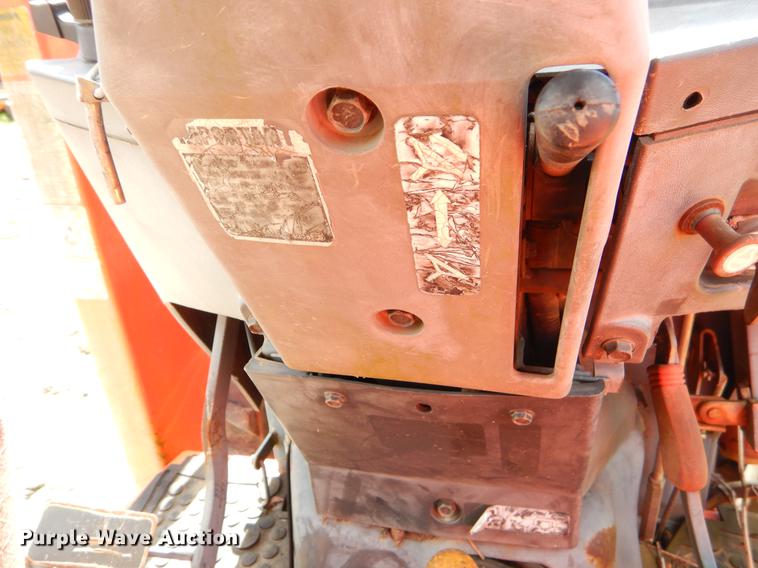 image for item EI9053 1997 Kubota L35 tractor