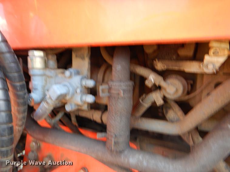 image for item EI9053 1997 Kubota L35 tractor