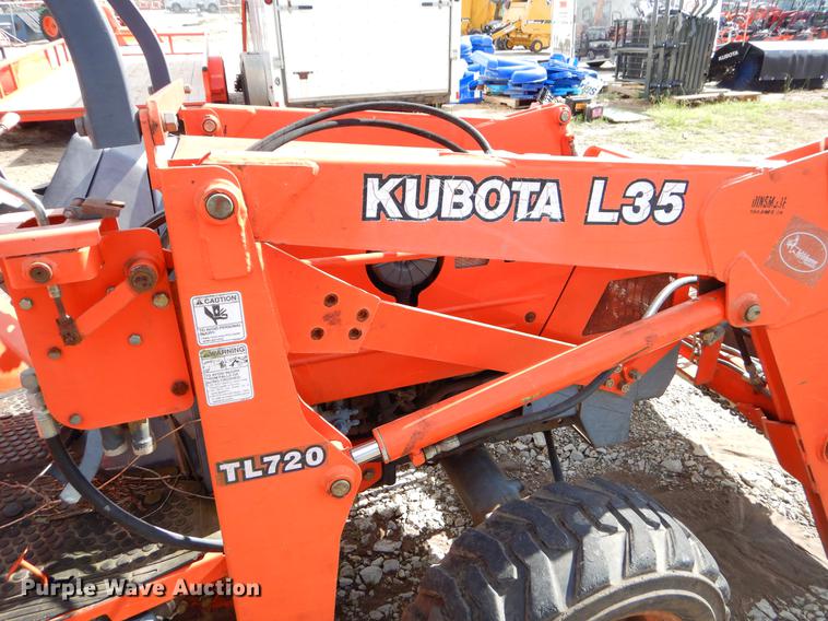 image for item EI9053 1997 Kubota L35 tractor