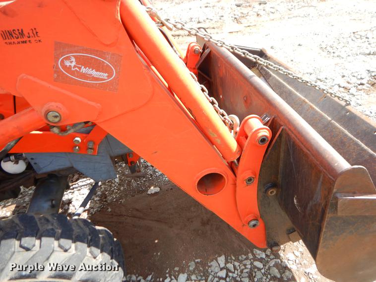 image for item EI9053 1997 Kubota L35 tractor