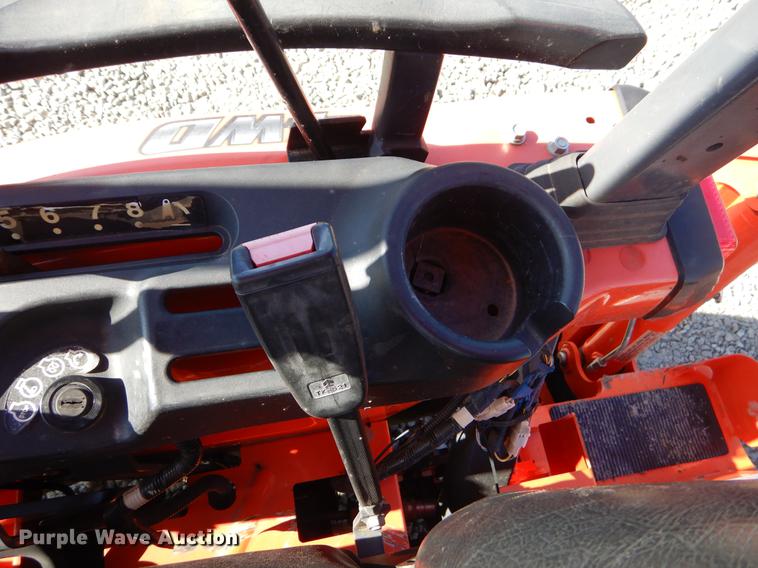 image for item EI9067 2012 Kubota B26 backhoe