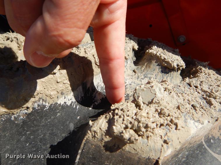 image for item EI9067 2012 Kubota B26 backhoe