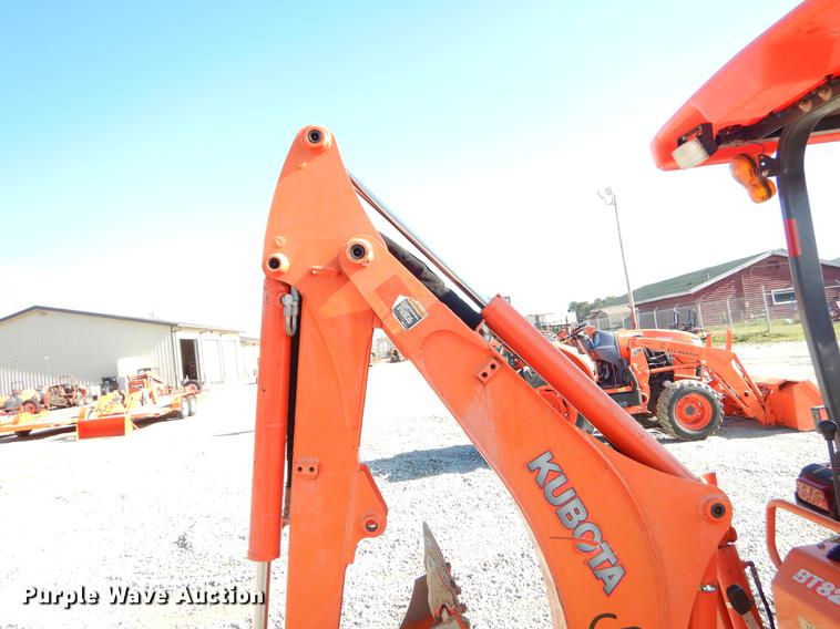 image for item EI9067 2012 Kubota B26 backhoe