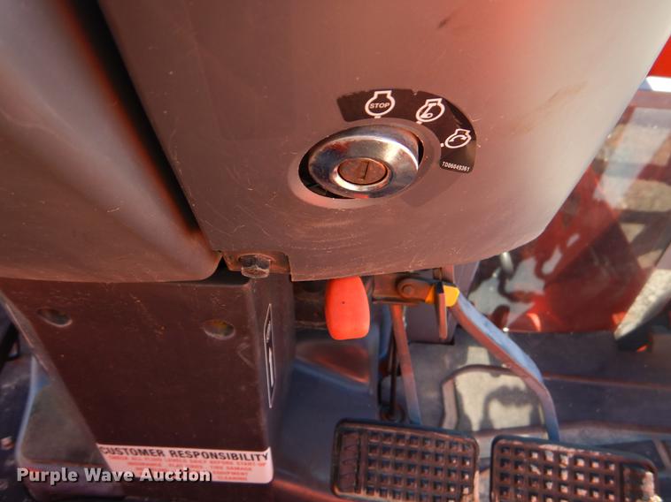 image for item EI9068 2015 Kubota L3560 GST tractor