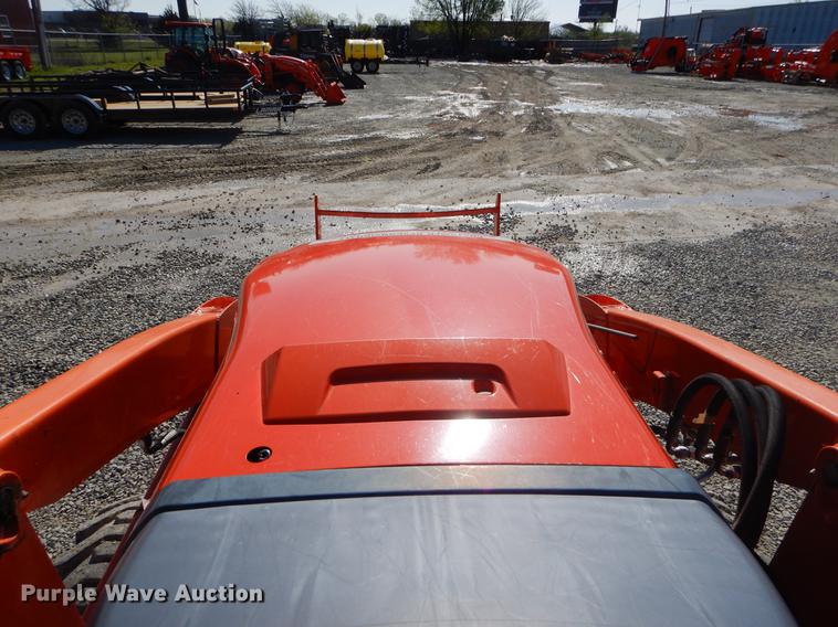 image for item EI9068 2015 Kubota L3560 GST tractor