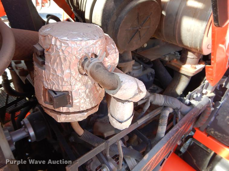 image for item EI9068 2015 Kubota L3560 GST tractor