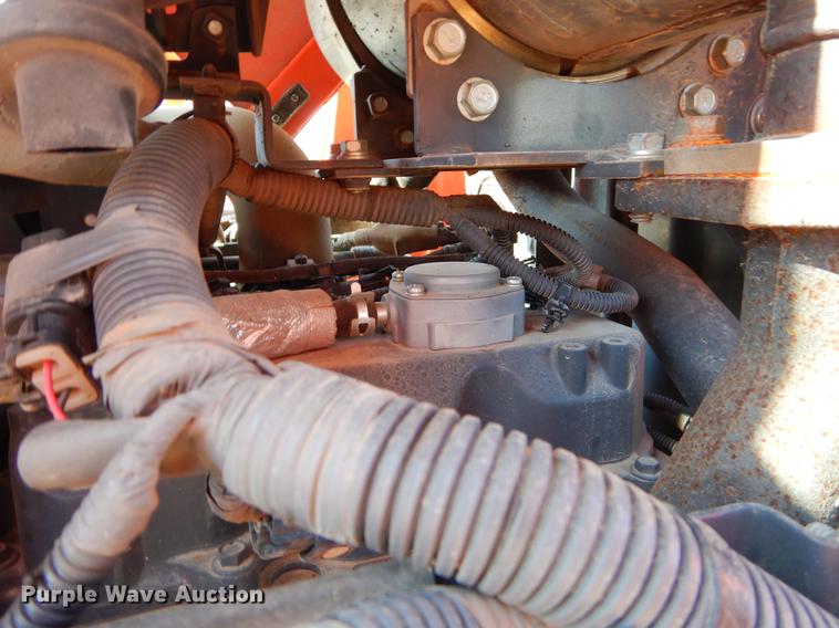 image for item EI9068 2015 Kubota L3560 GST tractor