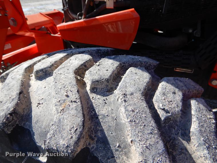 image for item EI9068 2015 Kubota L3560 GST tractor