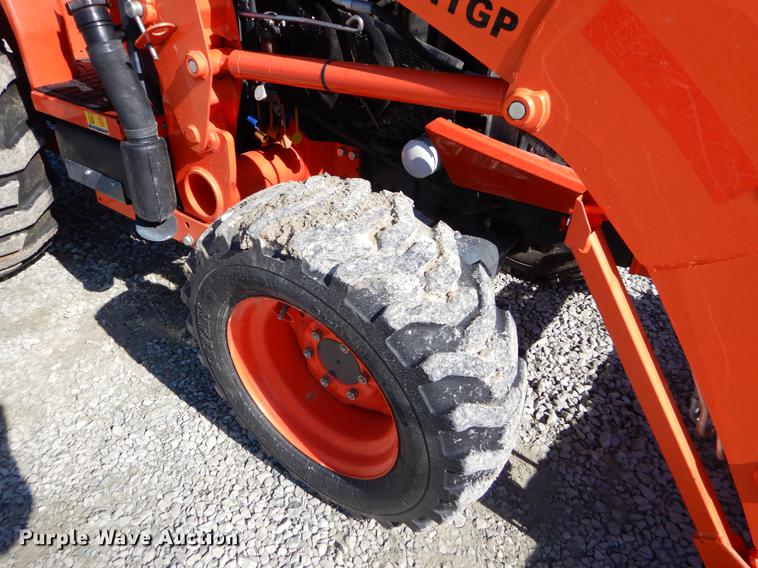 image for item EI9068 2015 Kubota L3560 GST tractor