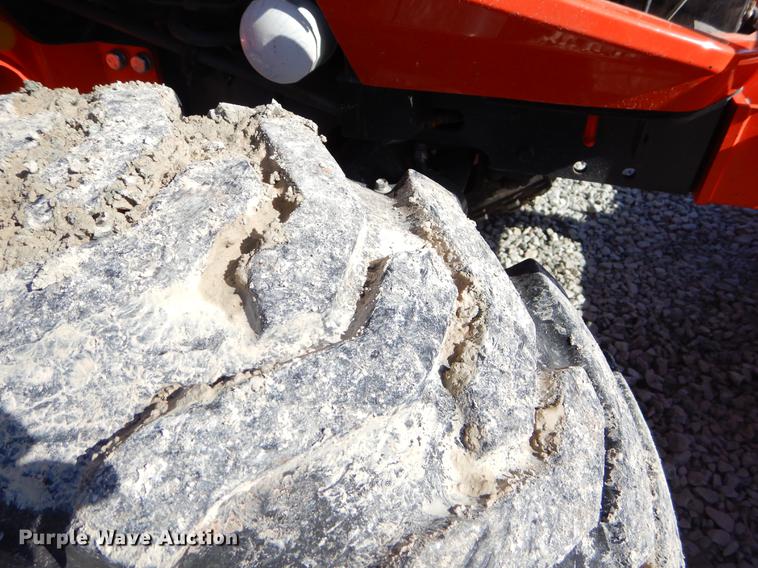 image for item EI9068 2015 Kubota L3560 GST tractor